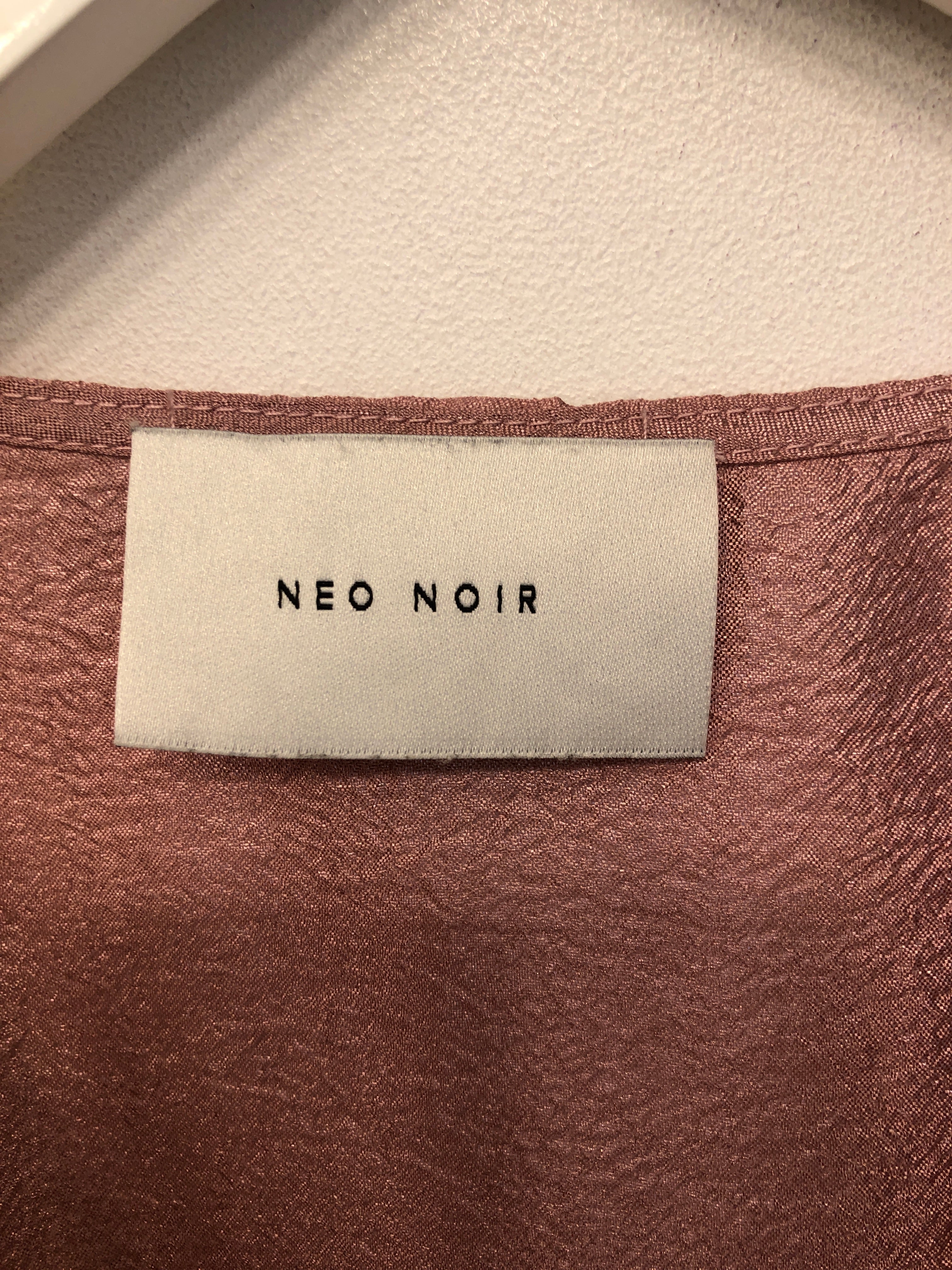 Neo Noir Bluse